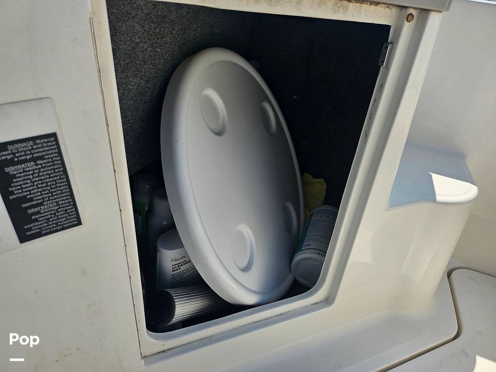 Slide: The Image of Sea Ray Sundancer 240 2007 - 15723304