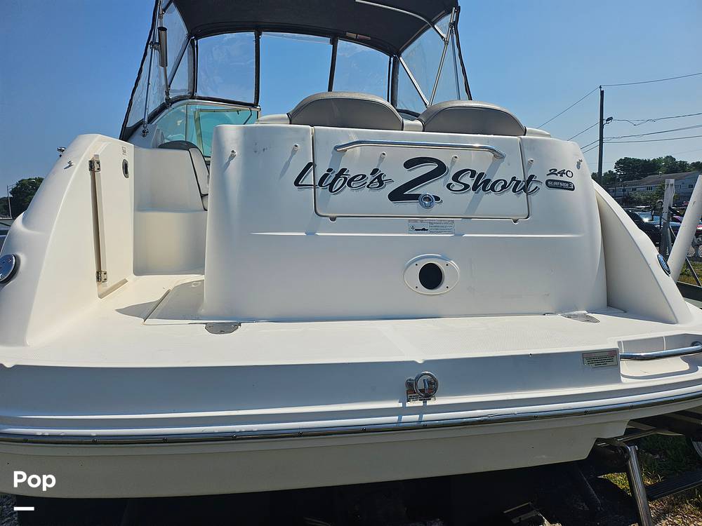 Slide: The Image of Sea Ray Sundancer 240 2007 - 15723340