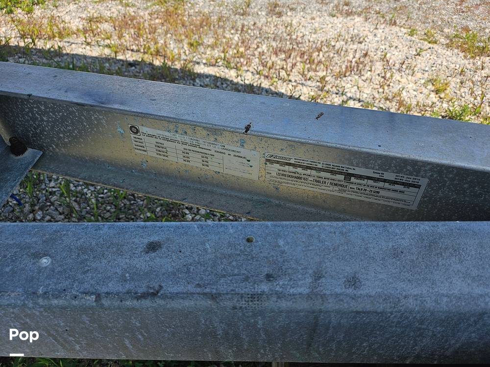 Slide: The Image of Sea Ray Sundancer 240 2007 - 15723360