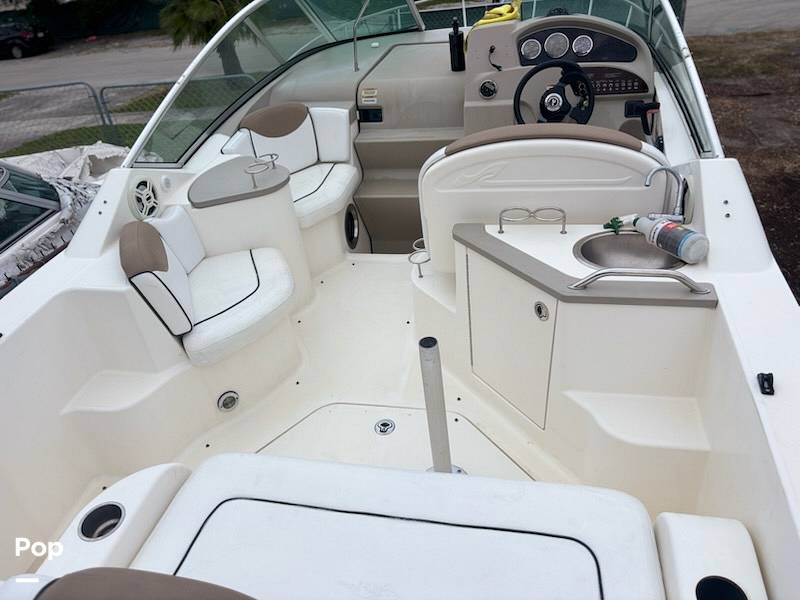 Slide: The Image of Sea Ray Sundancer 240 2007 - 14933455