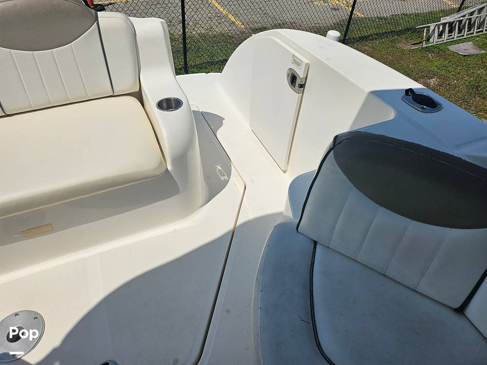 Slide: The Image of Sea Ray Sundancer 240 2007 - 15723384