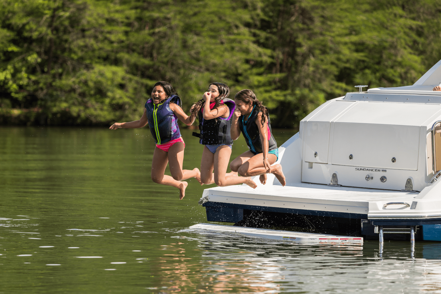 Slide: The Image of Sea Ray Sundancer 320 2024 - 56