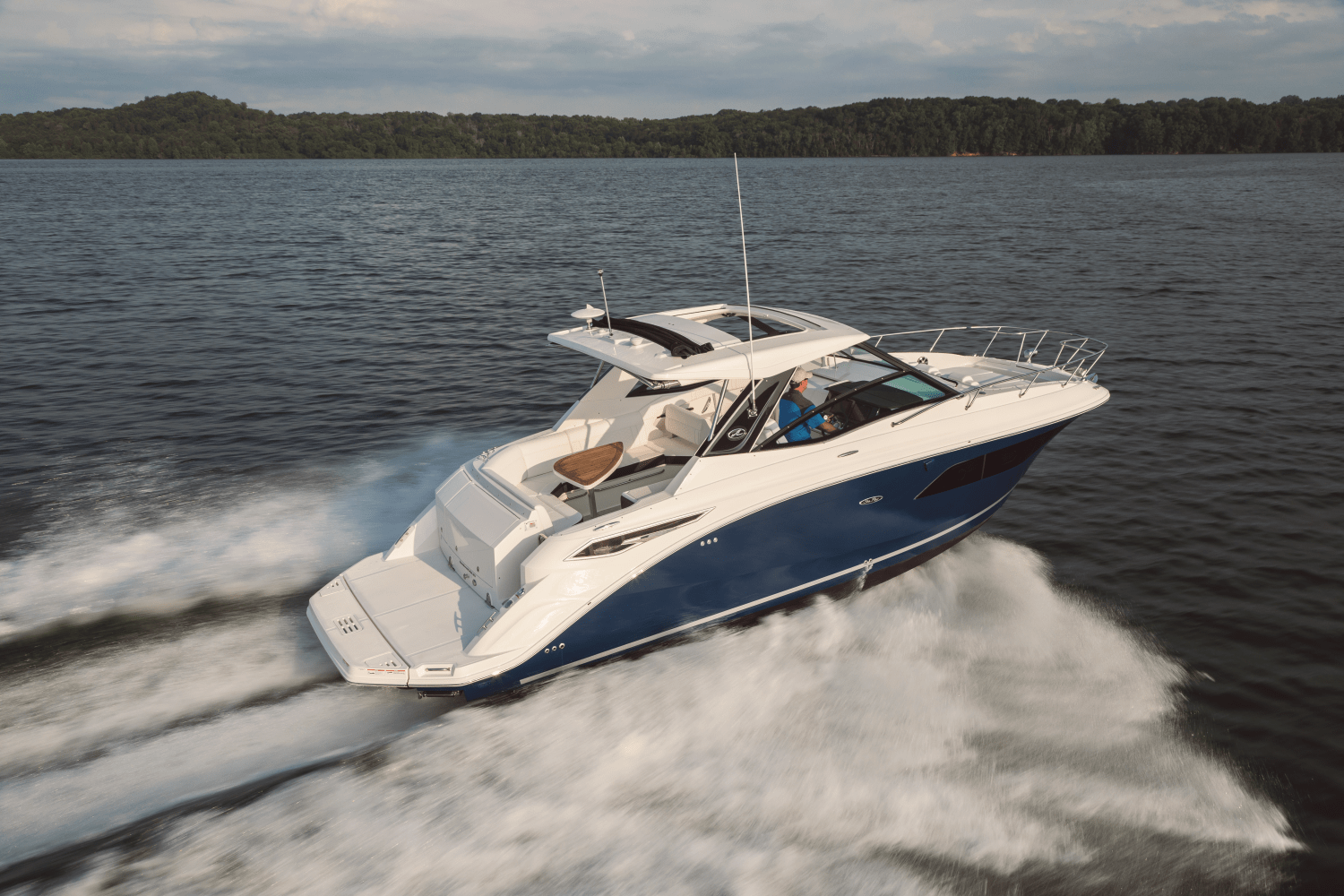 Slide: The Image of Sea Ray Sundancer 320 2024 - 65