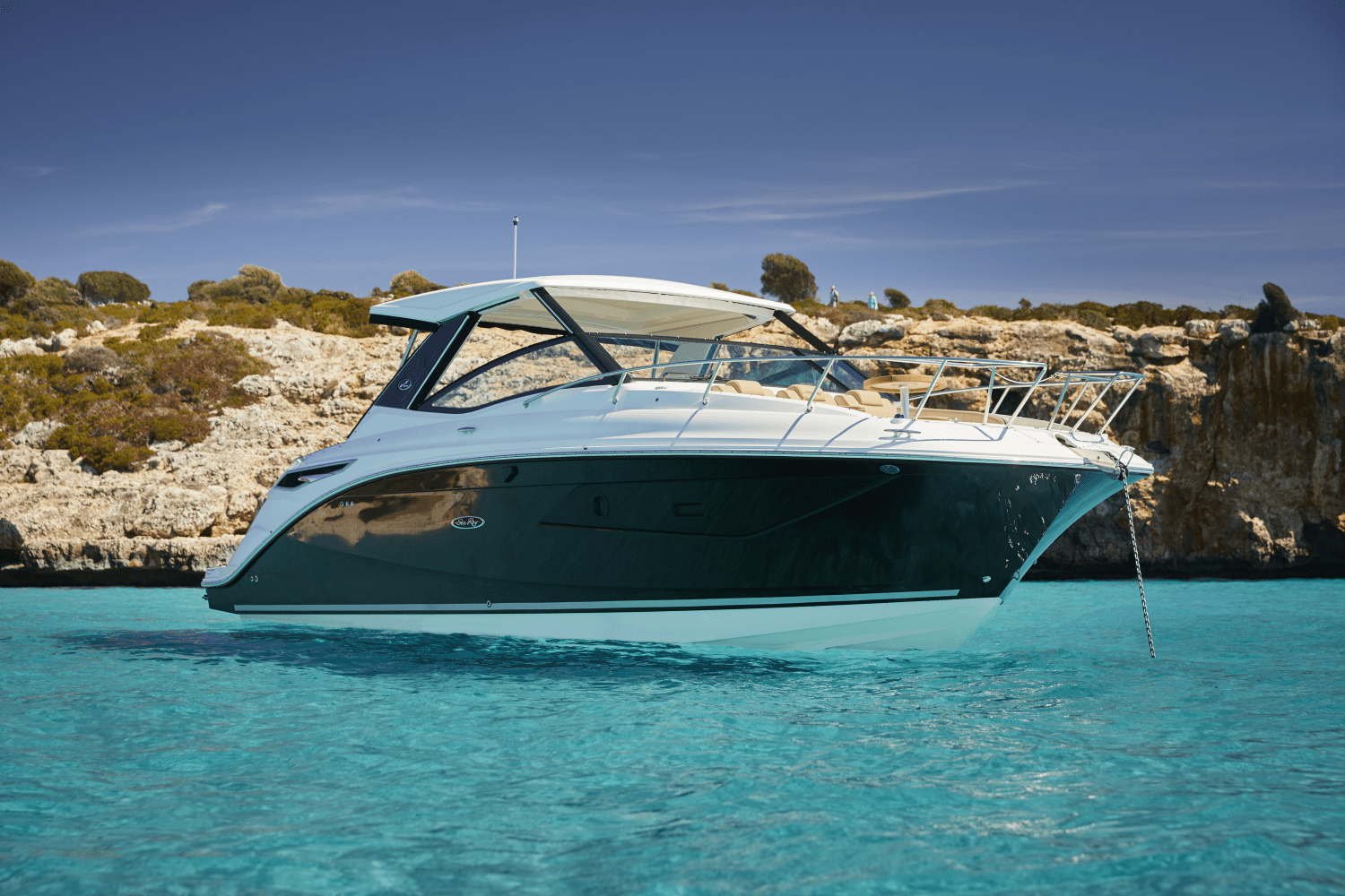 Slide: The Image of Sea Ray Sundancer 320 2024 - 69