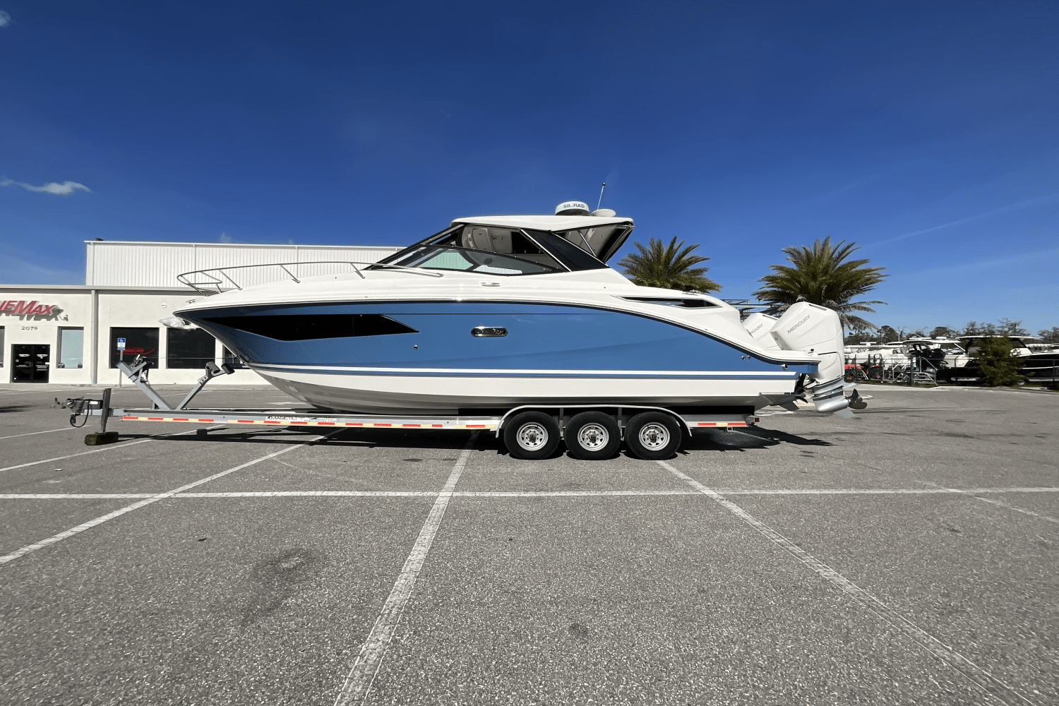 Slide: The Image of Sea Ray Sundancer 320 Outboard 2025 - 0