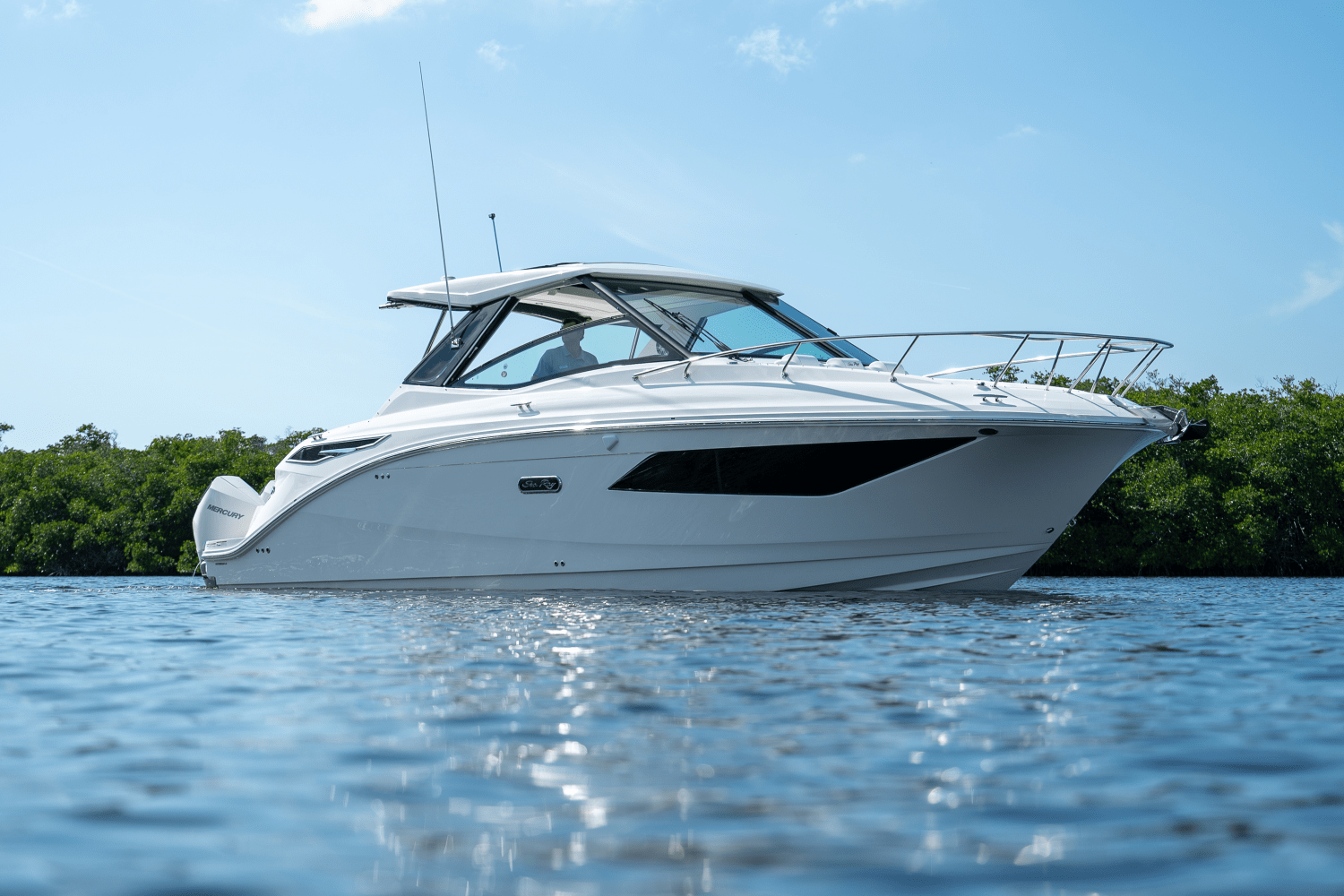Slide: The Image of Sea Ray Sundancer 320 Outboard 2025 - 0