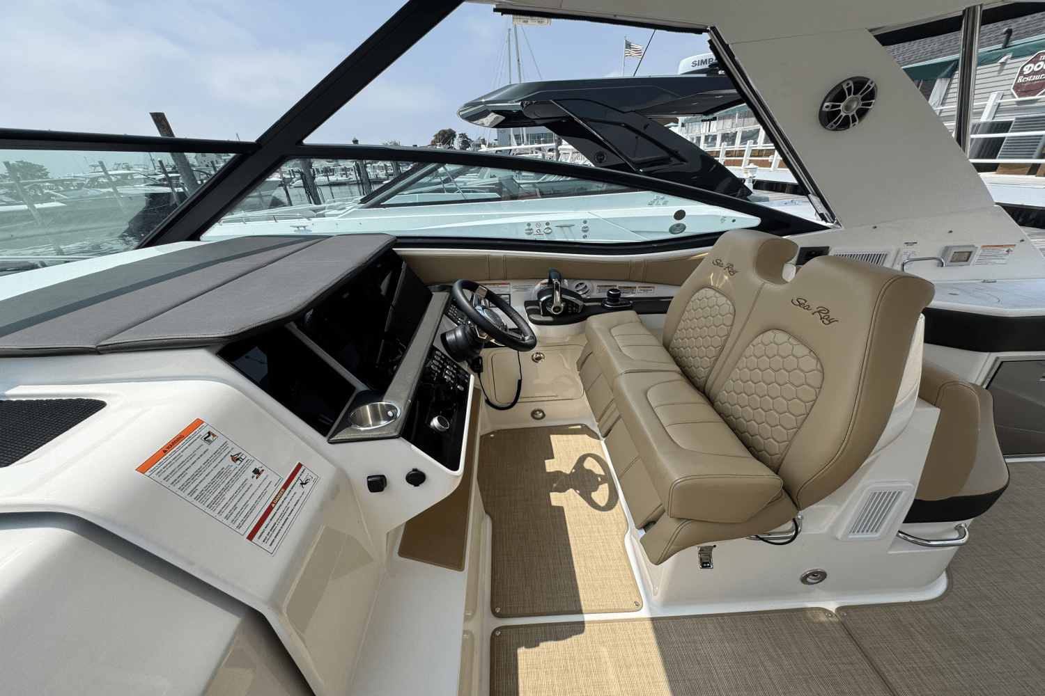 Slide: The Image of Sea Ray Sundancer 320 Outboard 2025 - 21