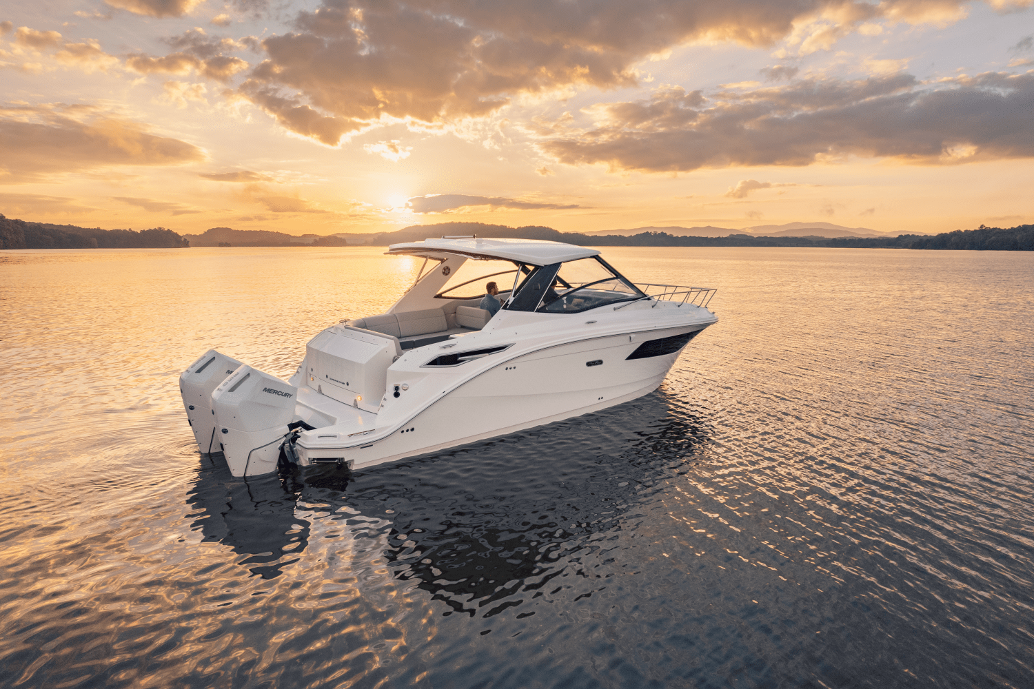 Slide: The Image of Sea Ray Sundancer 320 Outboard 2025 - 25