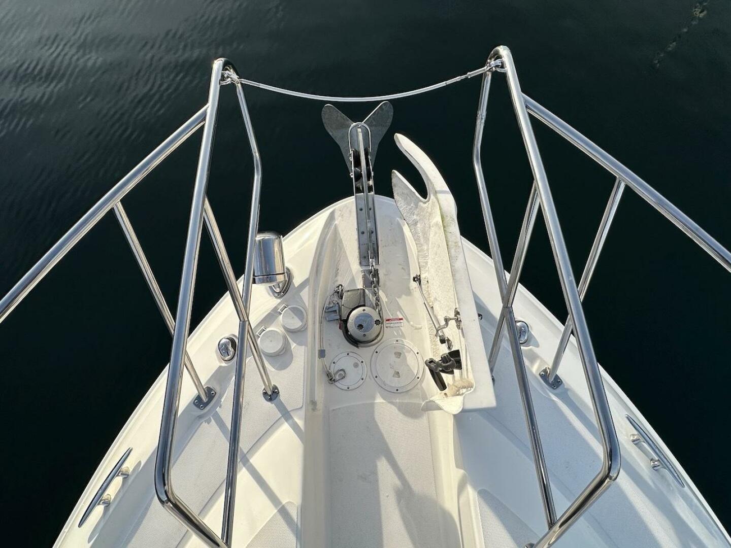 Slide: The Image of Sea Ray Sundancer 350 Coupe 2017 - 4971591