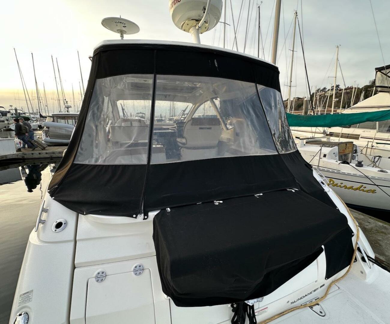 Slide: The Image of Sea Ray Sundancer 350 Coupe 2017 - 4971597