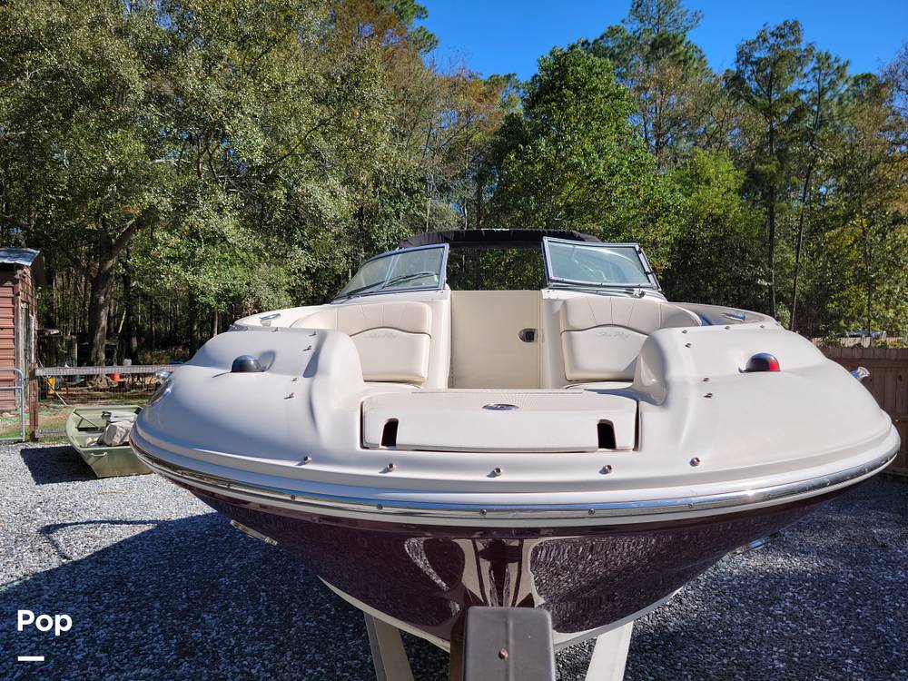 Slide: The Image of Sea Ray Sundeck 240 2008 - 13404555