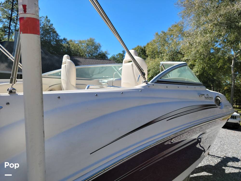 Slide: The Image of Sea Ray Sundeck 240 2008 - 13404560