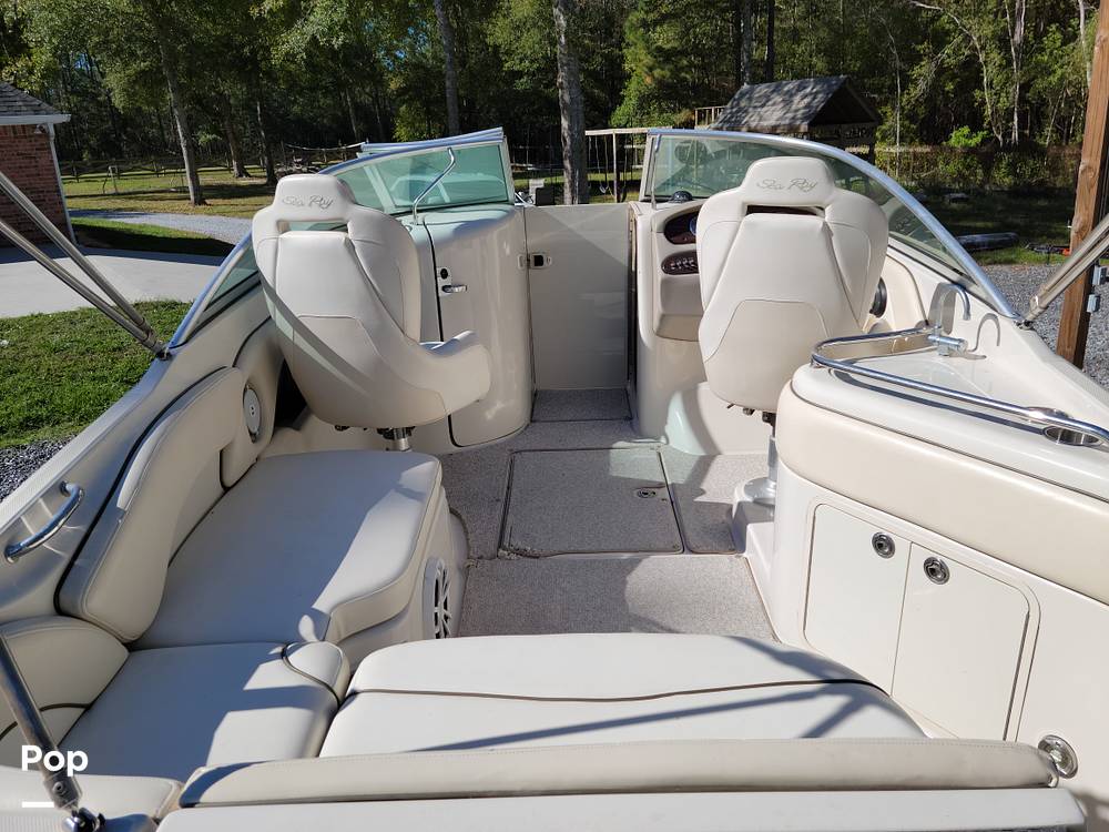 Slide: The Image of Sea Ray Sundeck 240 2008 - 13404570