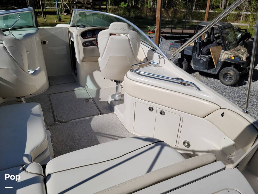 Slide: The Image of Sea Ray Sundeck 240 2008 - 13404573
