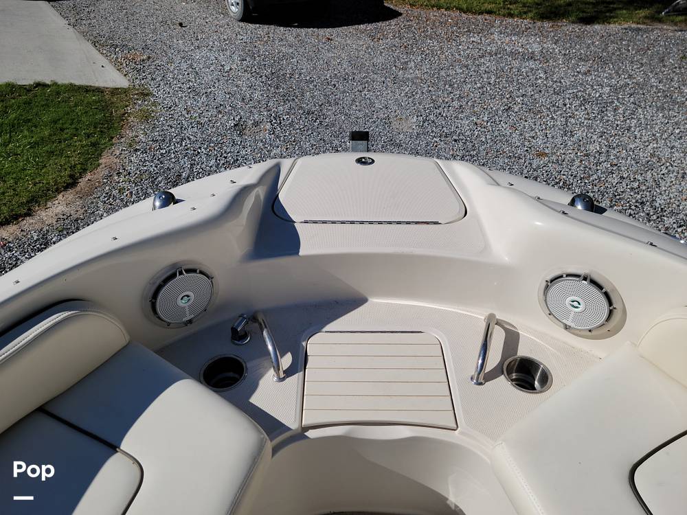 Slide: The Image of Sea Ray Sundeck 240 2008 - 13404922