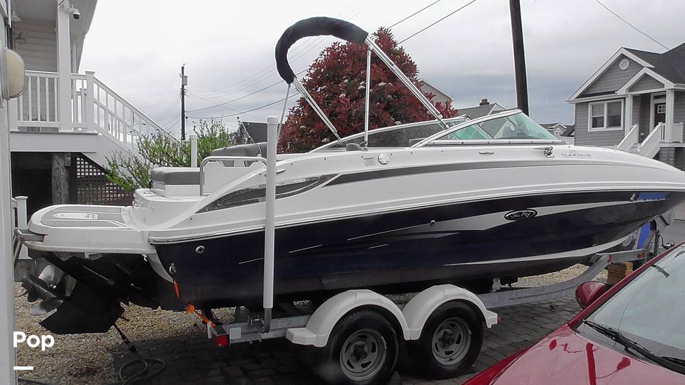 Slide: The Image of Sea Ray Sundeck 240 2011 - 15453215