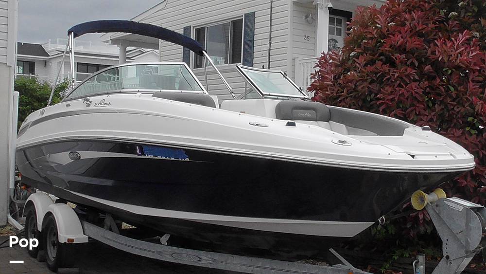 Slide: The Image of Sea Ray Sundeck 240 2011 - 15453213