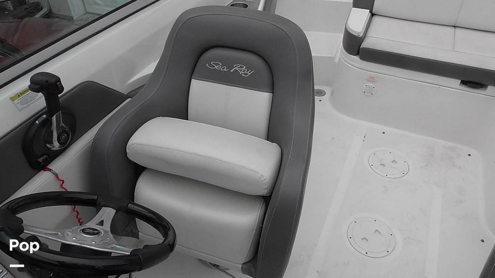 Slide: The Image of Sea Ray Sundeck 240 2011 - 15453237