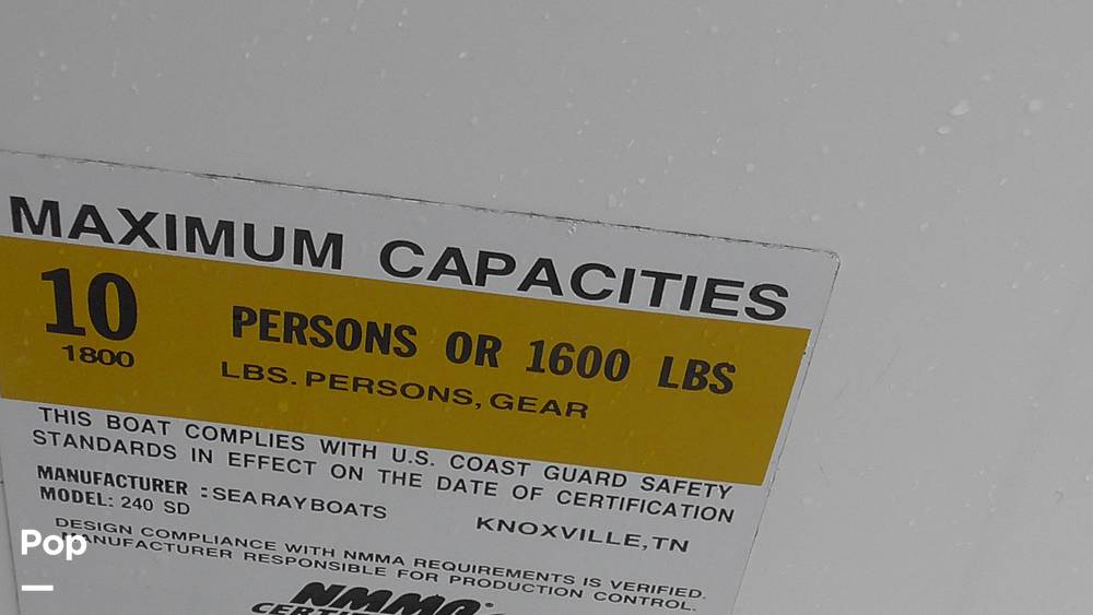 Slide: The Image of Sea Ray Sundeck 240 2011 - 15453239