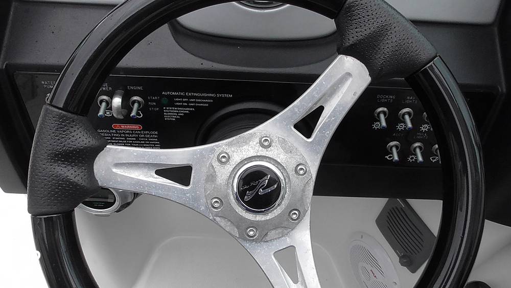 Slide: The Image of Sea Ray Sundeck 240 2011 - 15453243