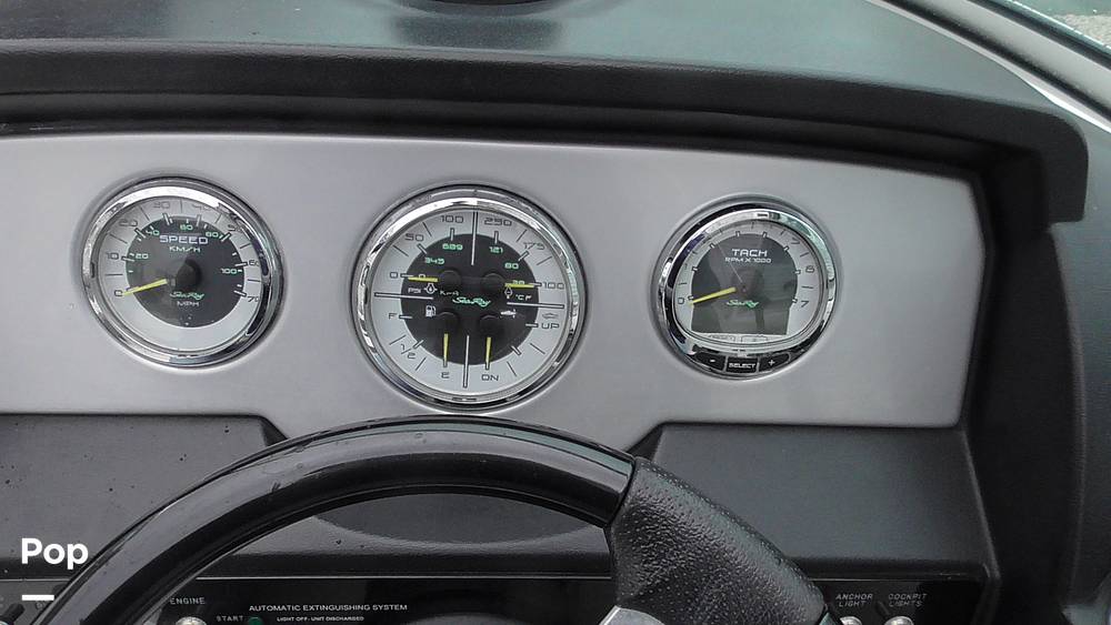 Slide: The Image of Sea Ray Sundeck 240 2011 - 15453244