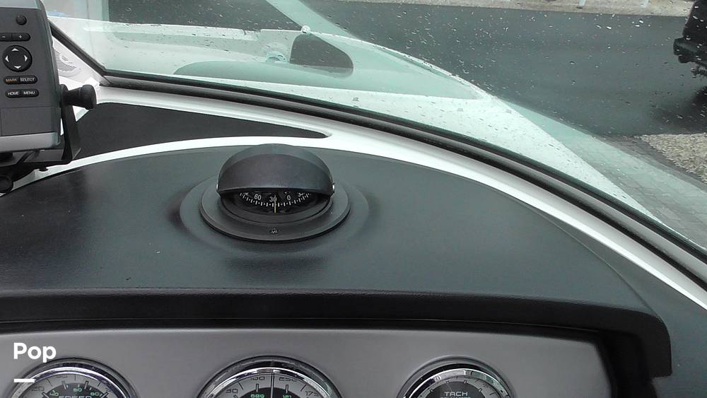 Slide: The Image of Sea Ray Sundeck 240 2011 - 15453245