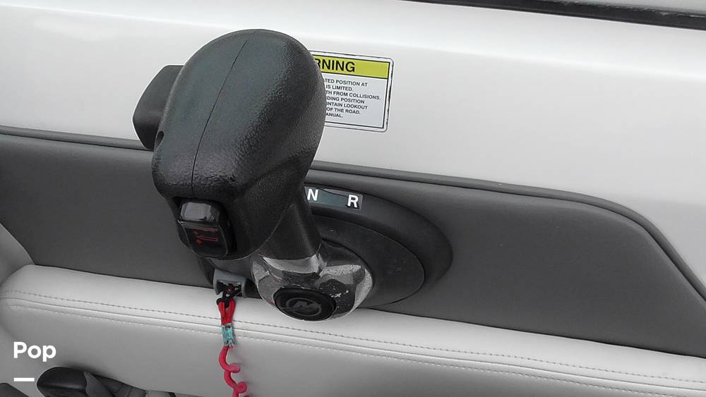 Slide: The Image of Sea Ray Sundeck 240 2011 - 15453246