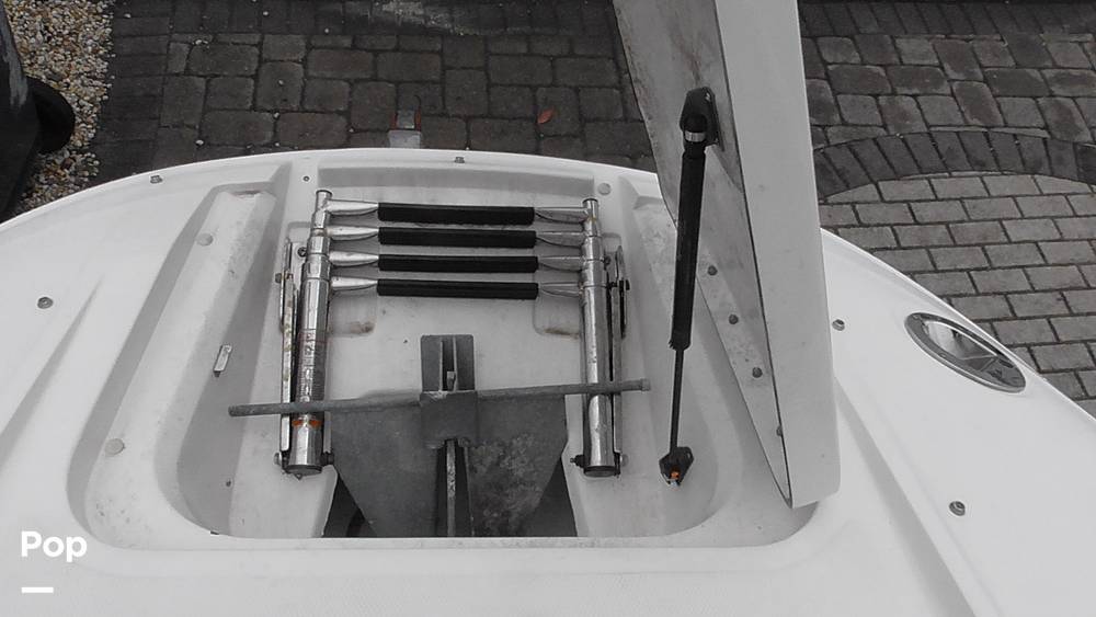 Slide: The Image of Sea Ray Sundeck 240 2011 - 15453269