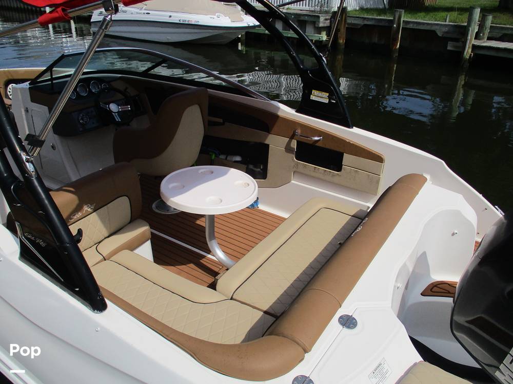 Slide: The Image of LARGE L-SHAPED BENCH SEAT WITH COCKPIT TABLE - 15704133