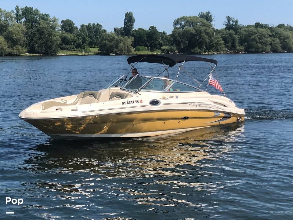 Slide: The Image of Sea Ray Sun Deck 270 2005 - 15725102