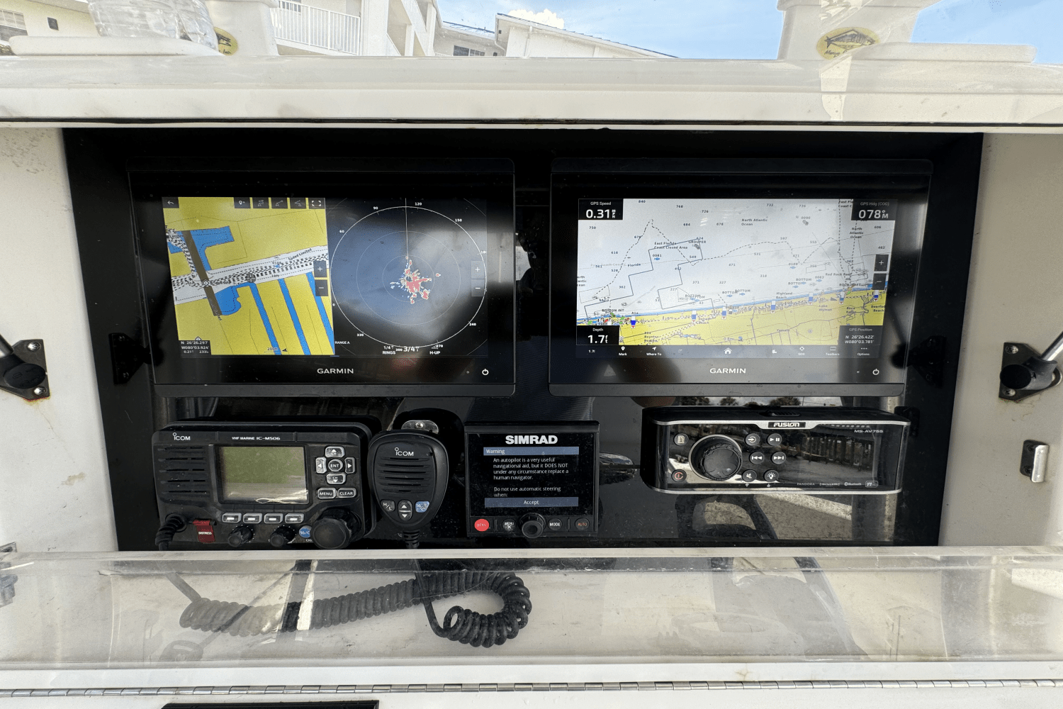 Slide: The Image of SeaVee 290B 2006 - 12