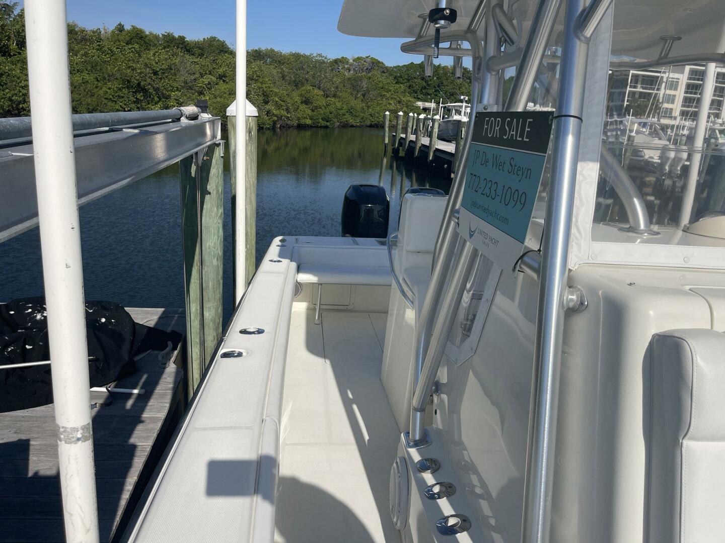 Slide: The Image of SeaVee 34 OB 2014 - 5322021