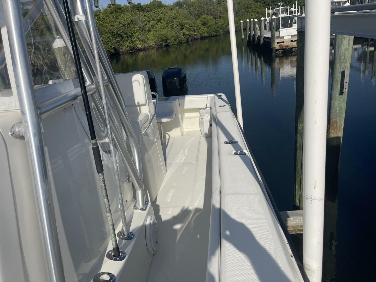 Slide: The Image of SeaVee 34 OB 2014 - 5322022