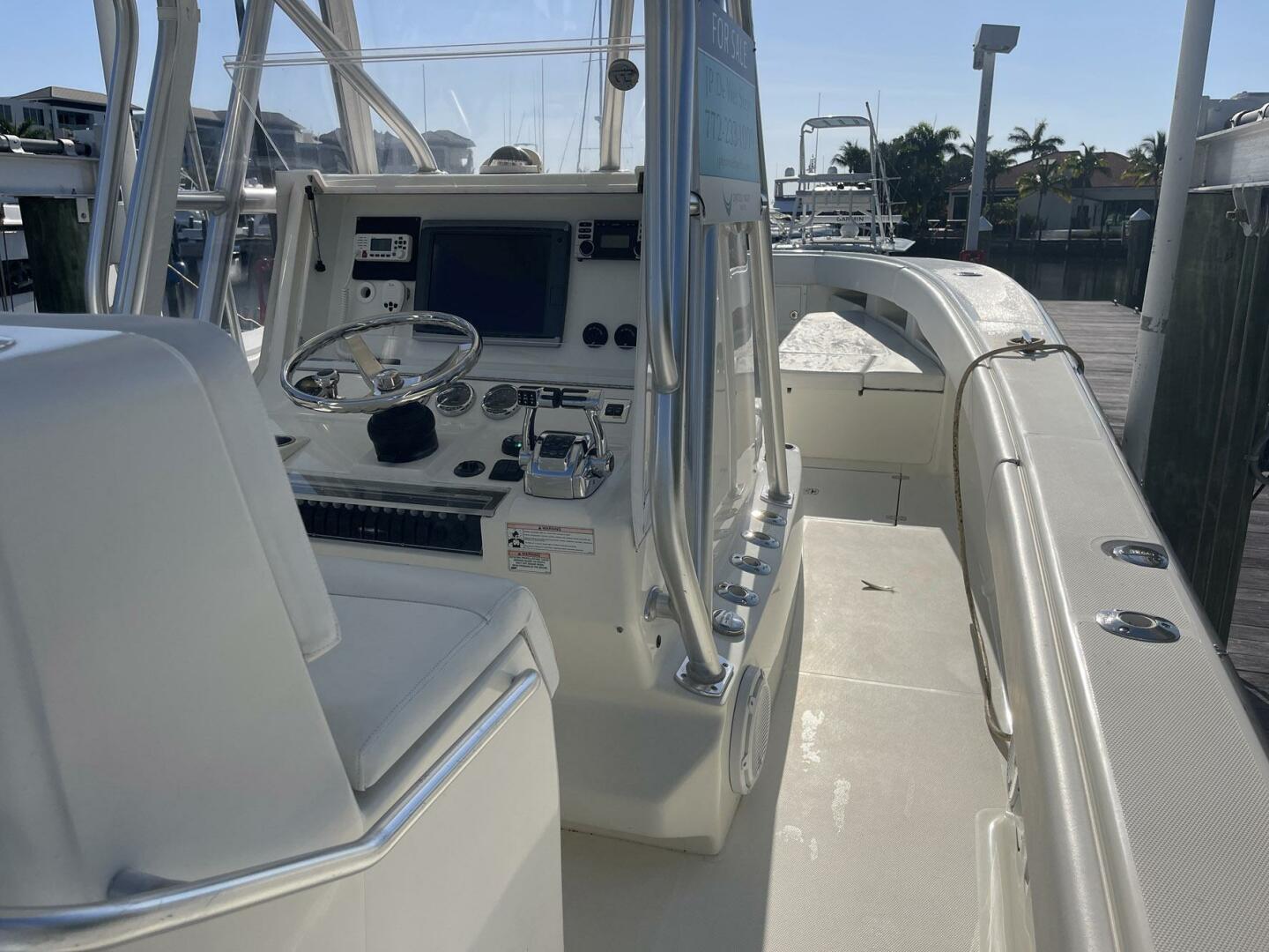 Slide: The Image of SeaVee 34 OB 2014 - 5322024