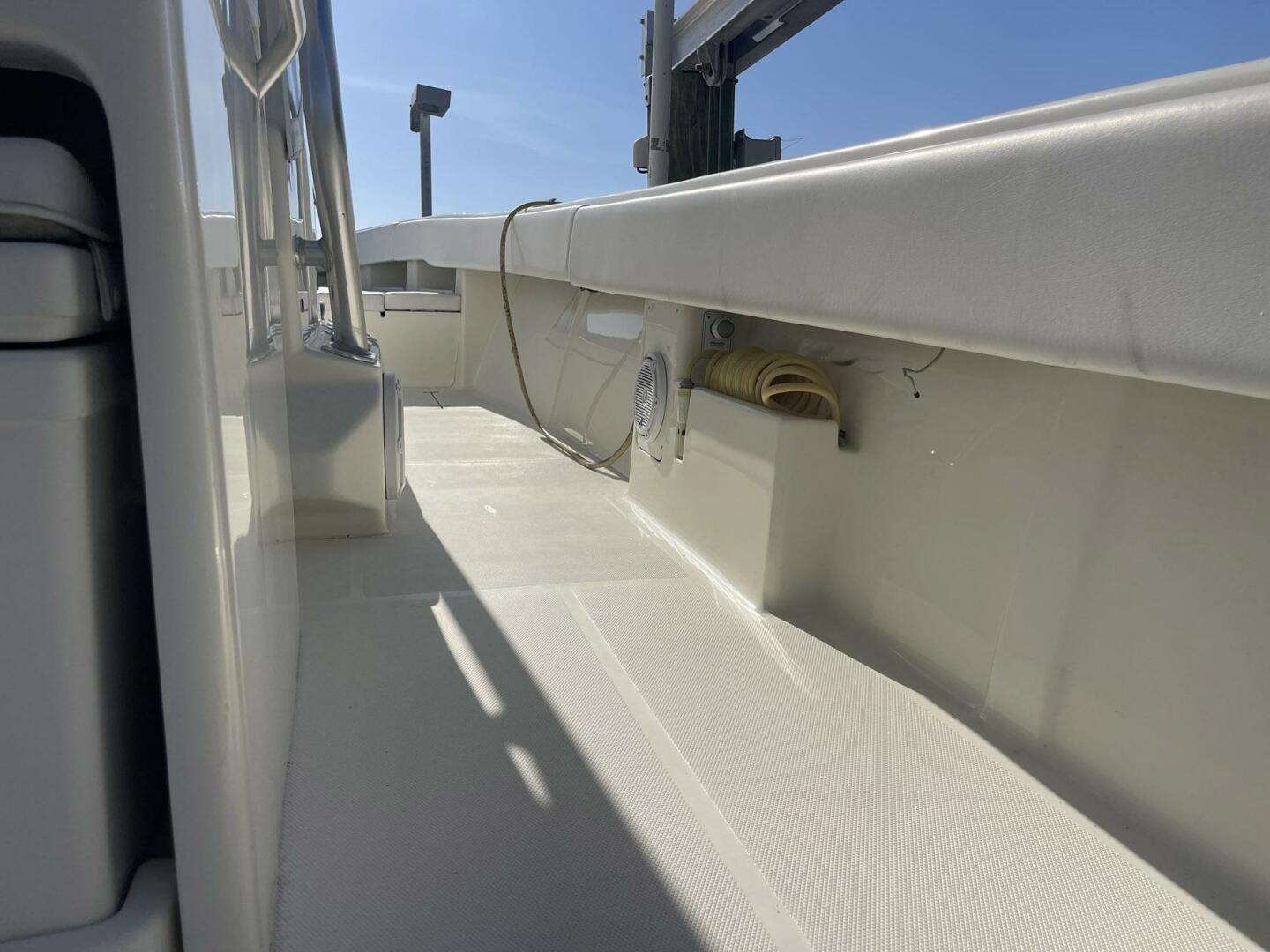 Slide: The Image of SeaVee 34 OB 2014 - 5322037