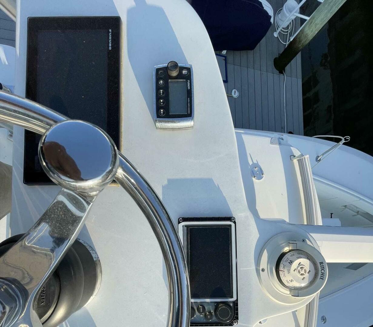 Slide: The Image of SeaVee 370Z 2016 - 3899502