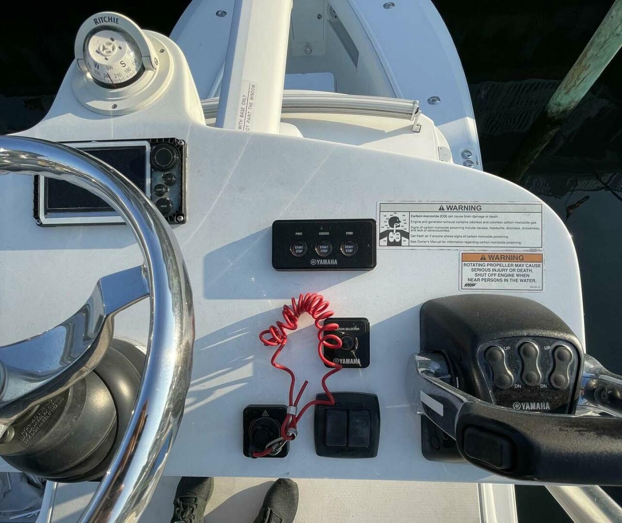 Slide: The Image of SeaVee 370Z 2016 - 3899503
