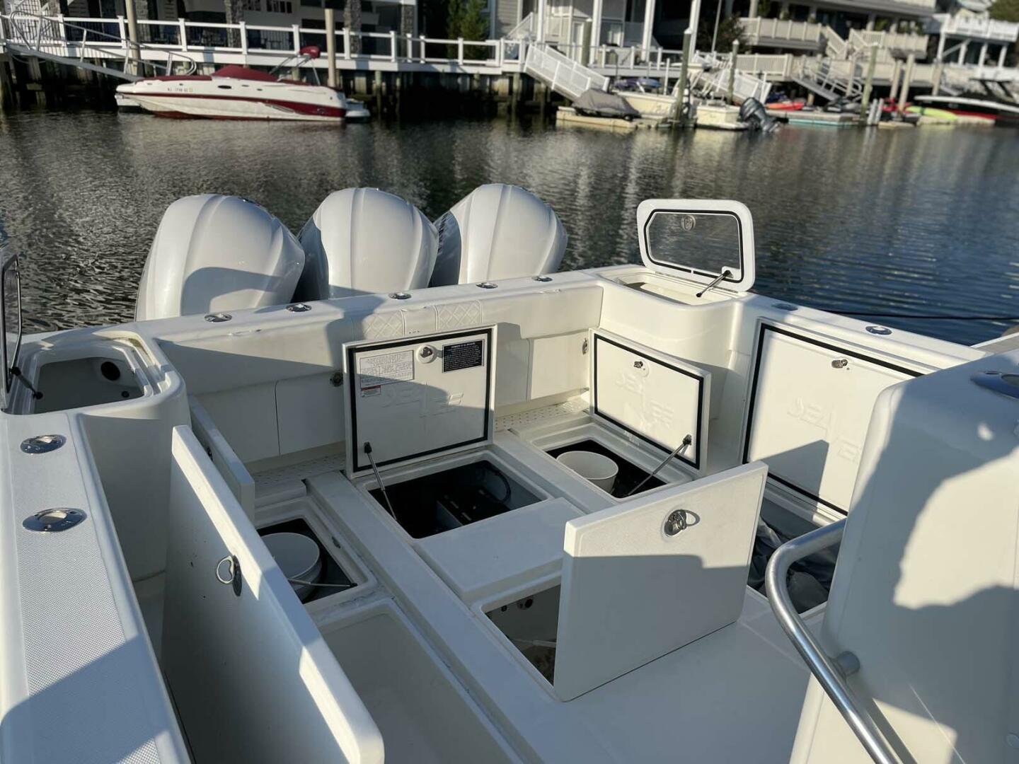 Slide: The Image of SeaVee 370Z 2016 - 3899529