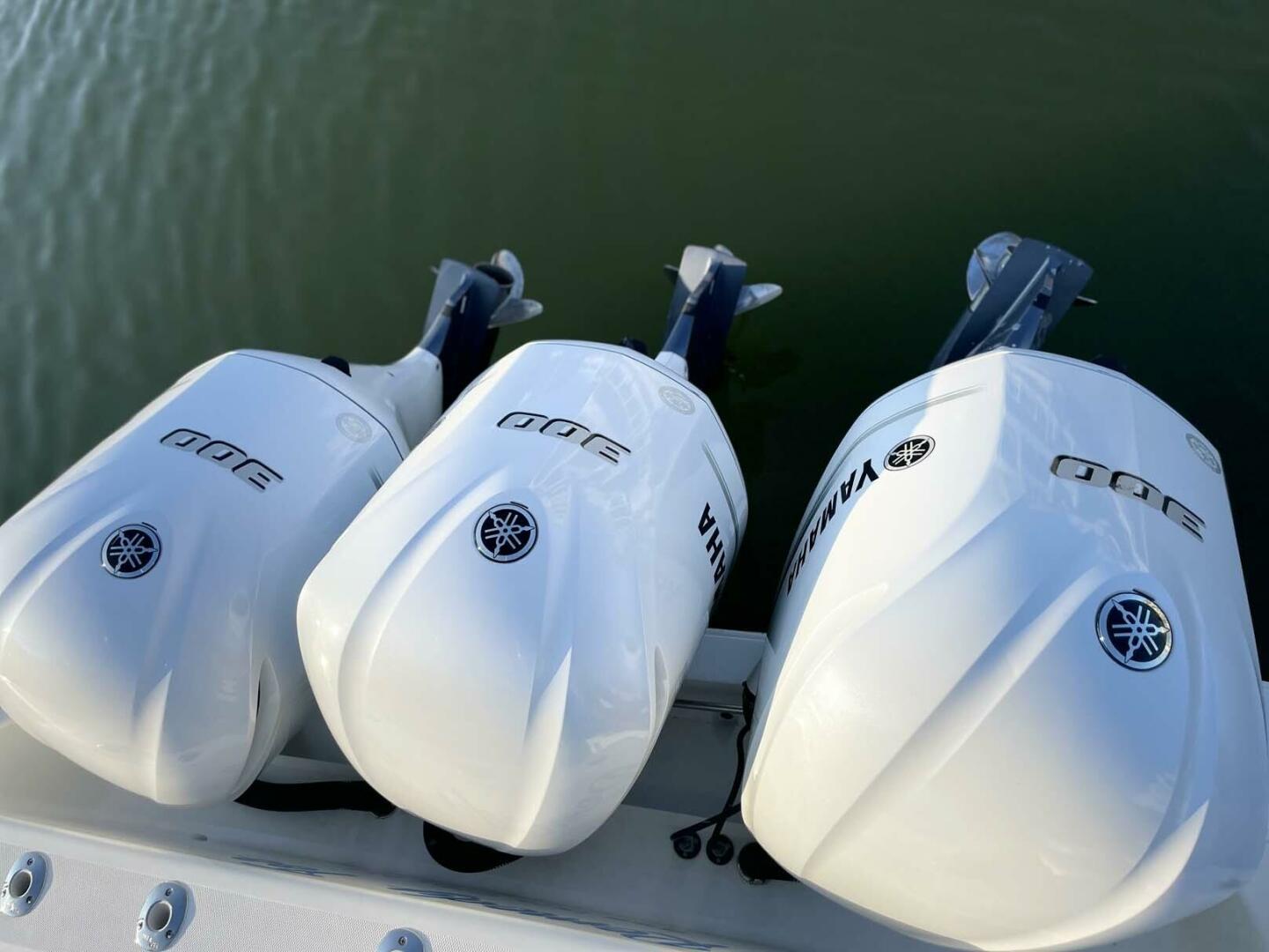 Slide: The Image of SeaVee 370Z 2016 - 3899532