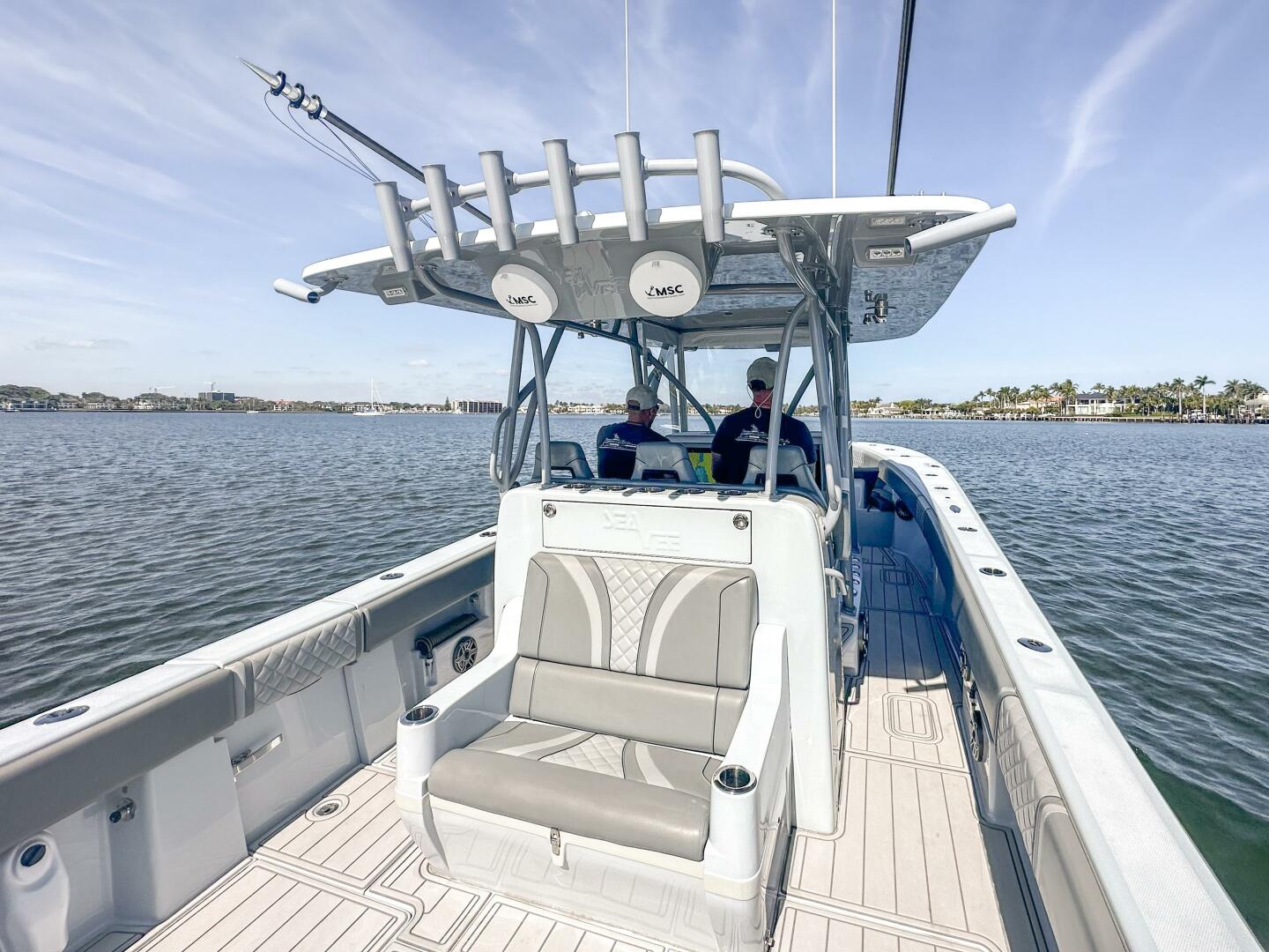 Slide: The Image of SeaVee 370z 2021 - 5133946