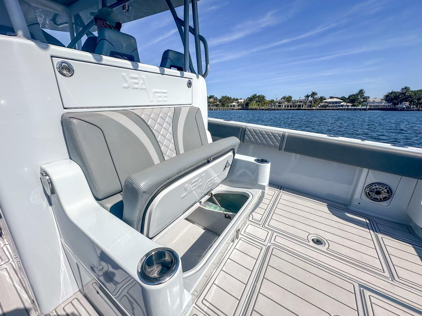 Slide: The Image of SeaVee 370z 2021 - 5133949