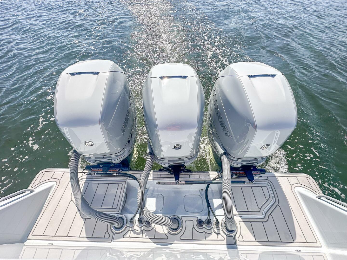 Slide: The Image of SeaVee 370z 2021 - 5133952