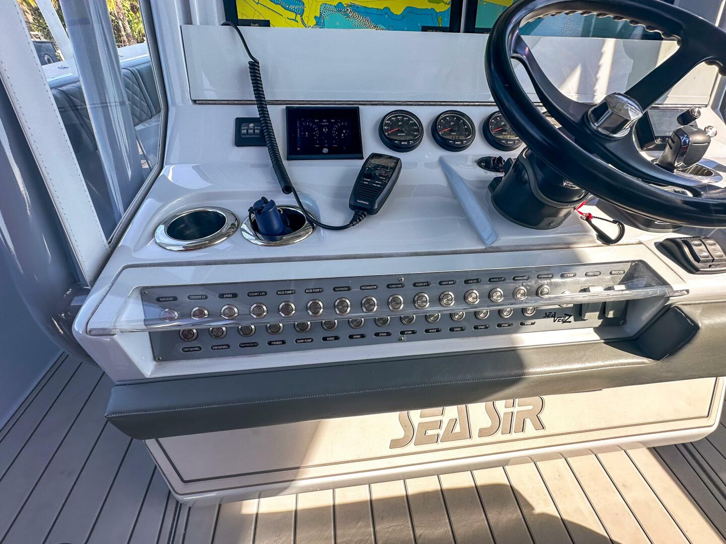Slide: The Image of SeaVee 370z 2021 - 5133962