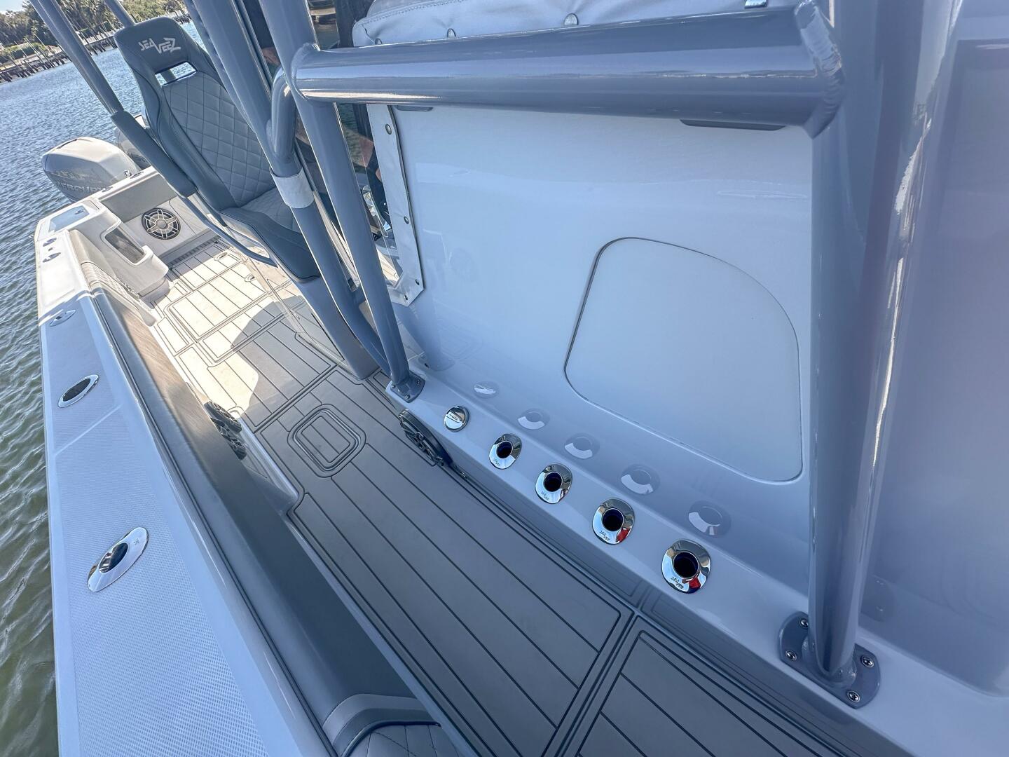 Slide: The Image of SeaVee 370z 2021 - 5133953