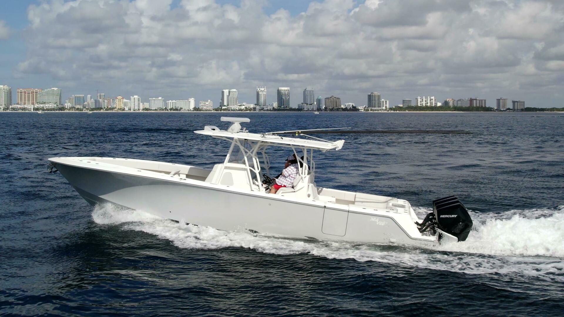 Slide: The Image of SeaVee 390z Center Console 2022 - 4259997