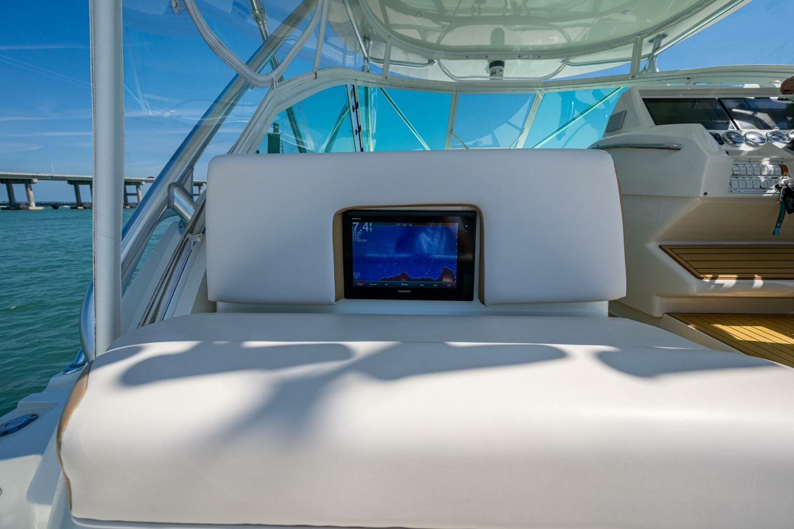Slide: The Image of SeaVee 43 Express 2012 - 5167453