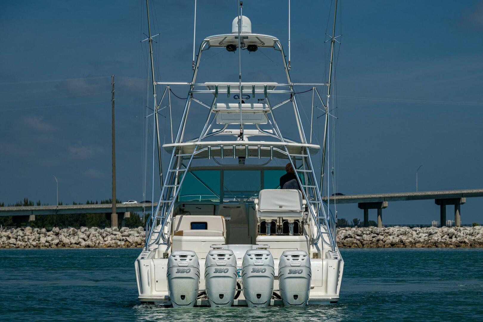 Slide: The Image of SeaVee 43 Express 2012 - 5167482