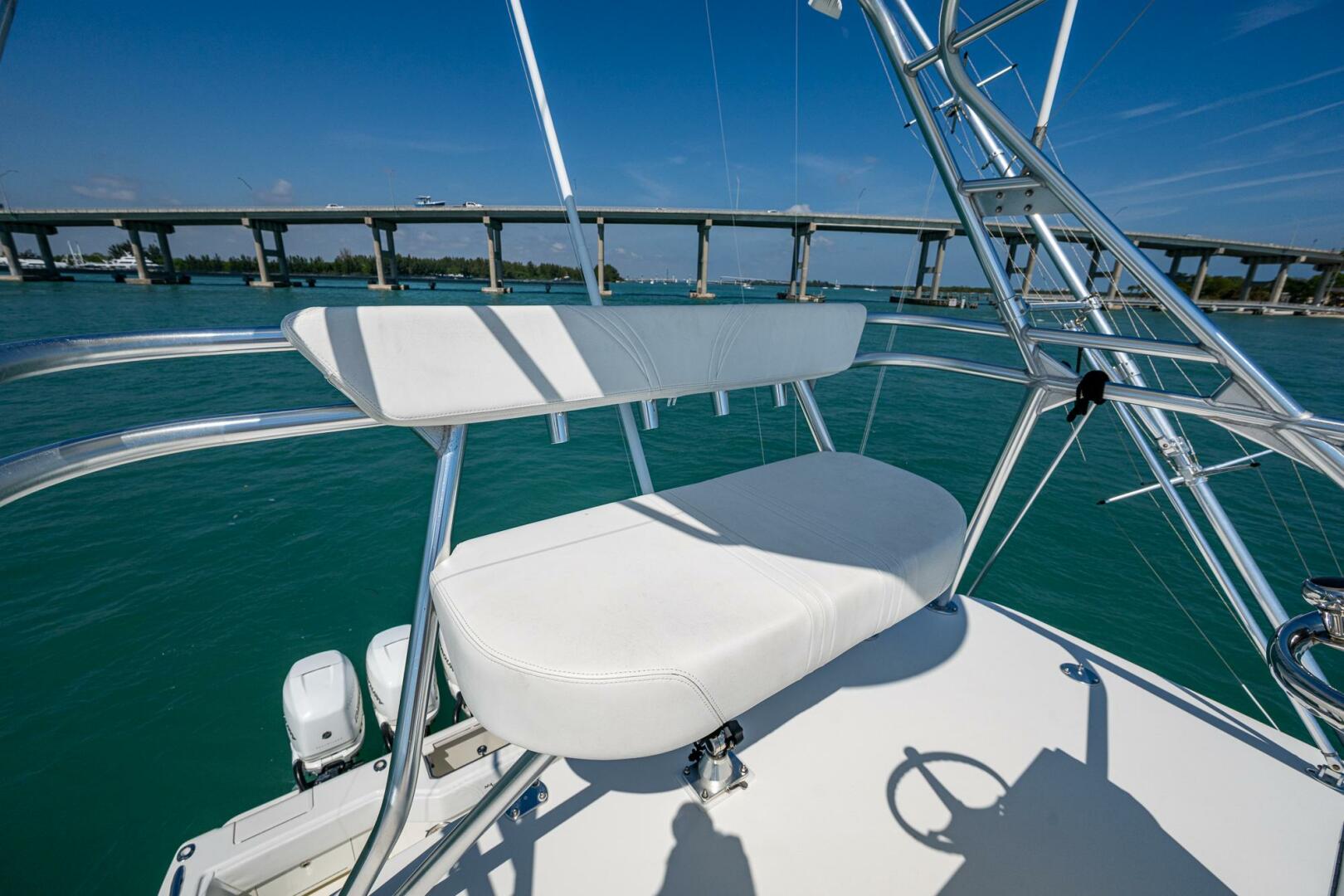Slide: The Image of SeaVee 43 Express 2012 - 5167488