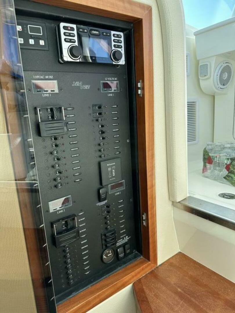 Slide: The Image of SeaVee 43 SE 2014 - 5360017