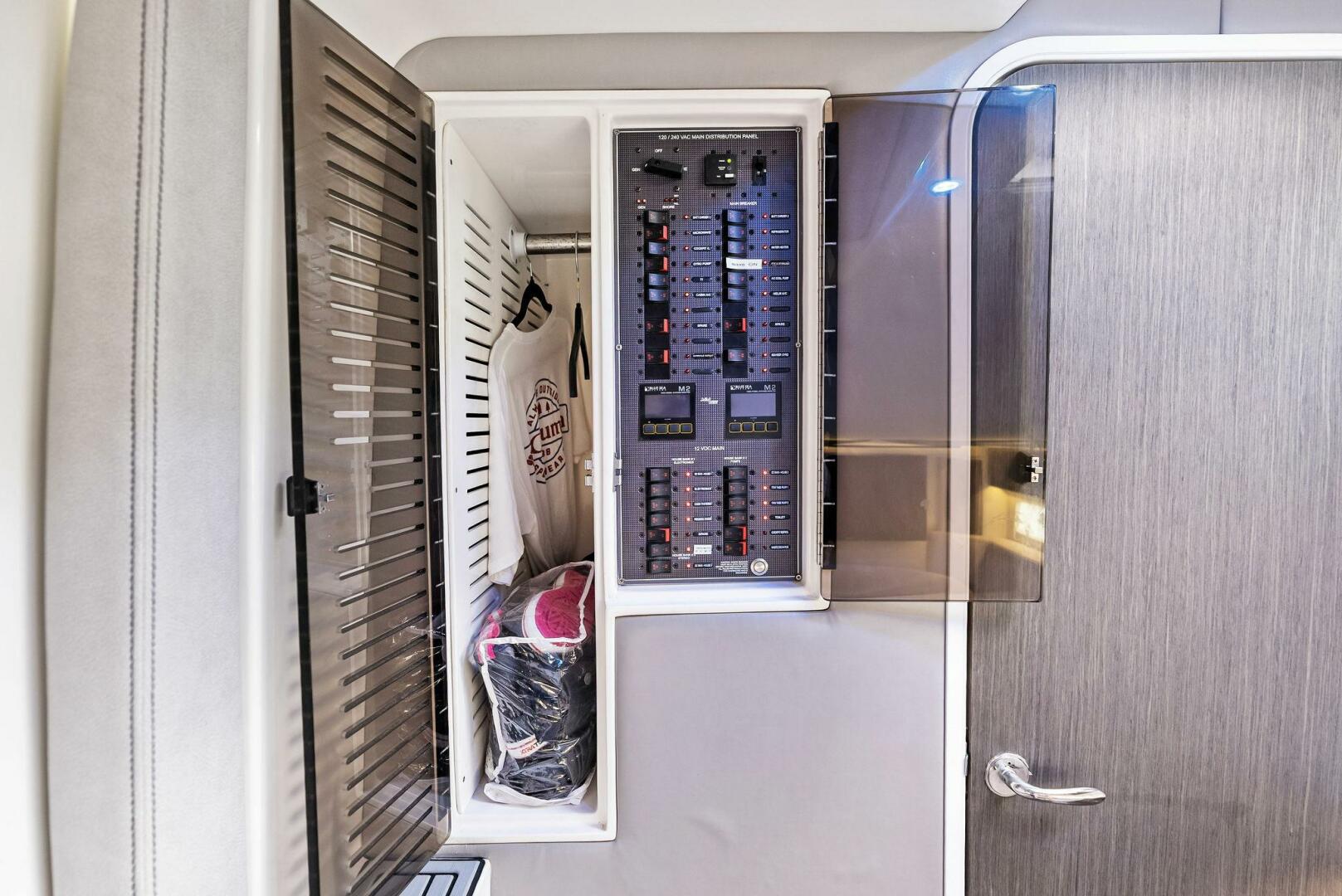 Slide: The Image of 2023 SeaVee 450Z Fish Wish - 5578218